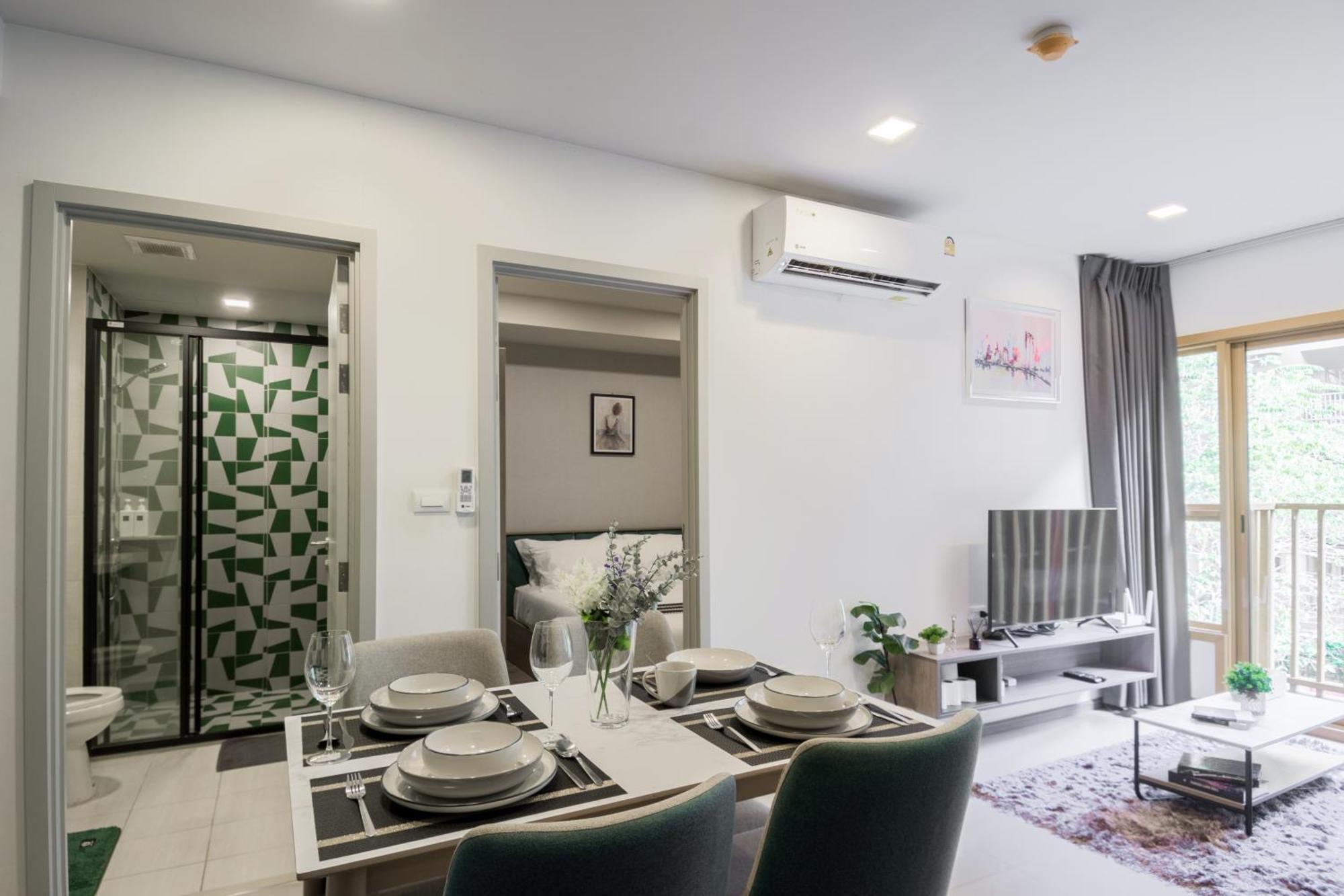 Brissluxe At Bts Onnut Sukumvit 50 Apartment Bangkok Exterior photo